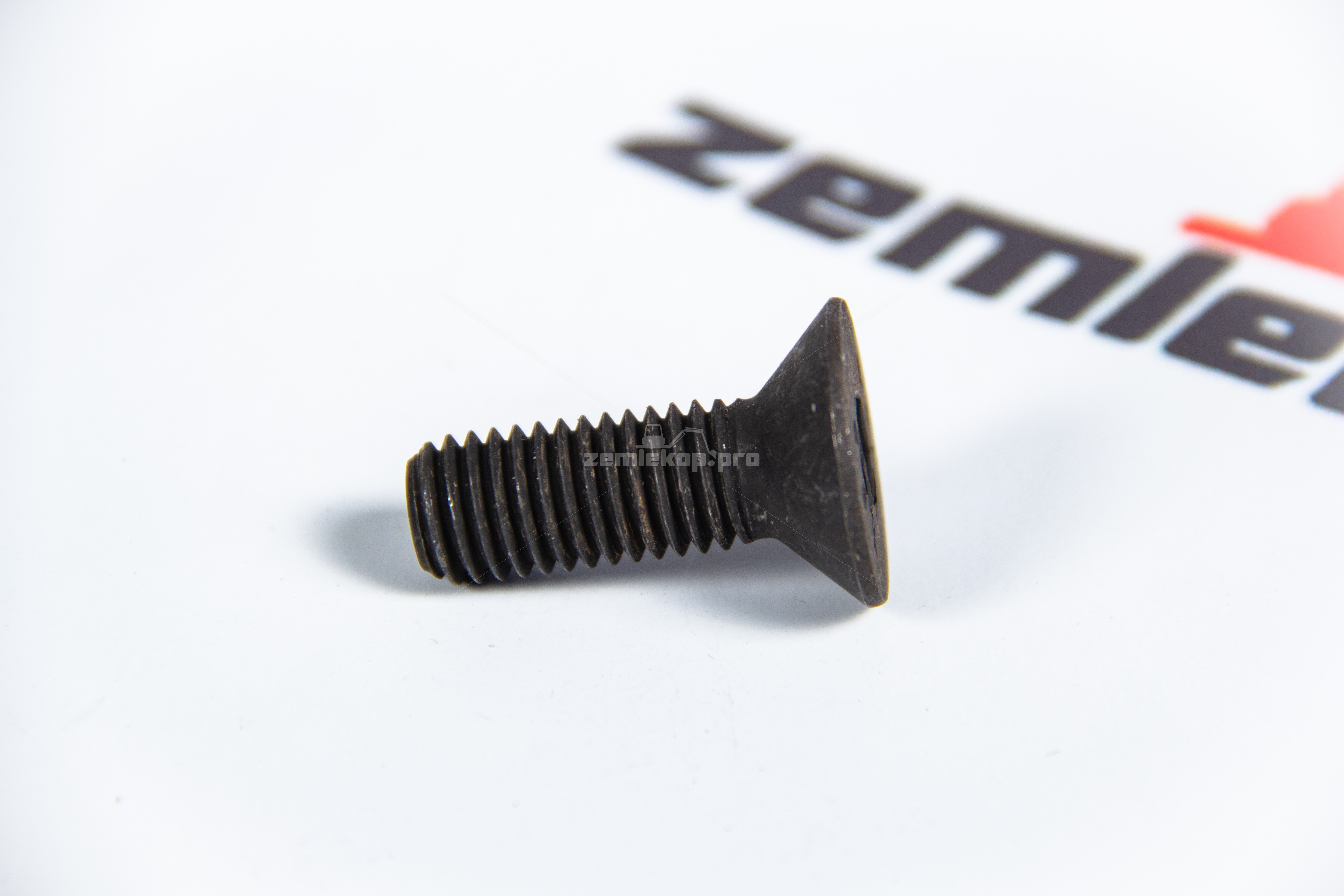 47519334 Винт CNH