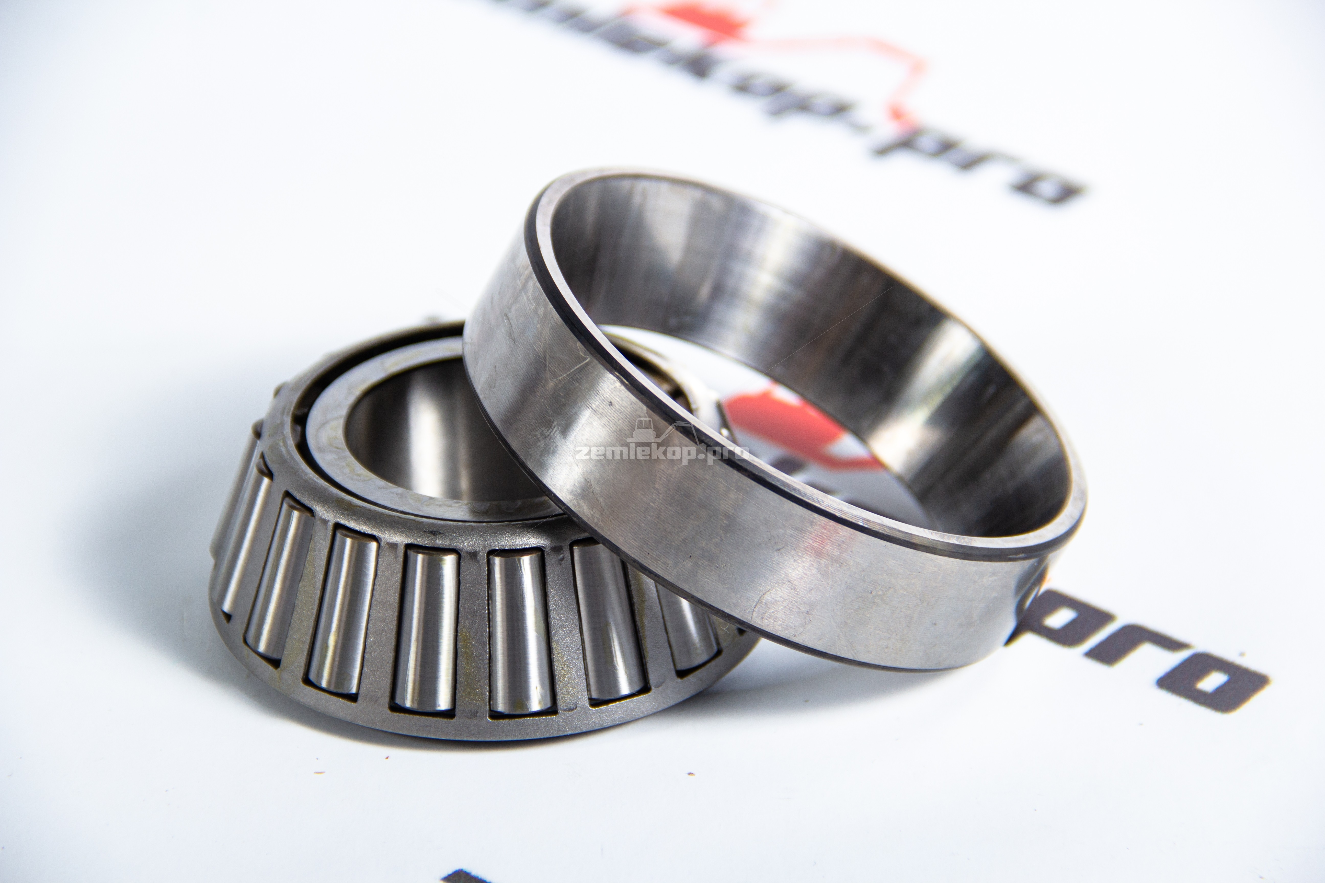 84299345 Подшипник хвостовик главной пары