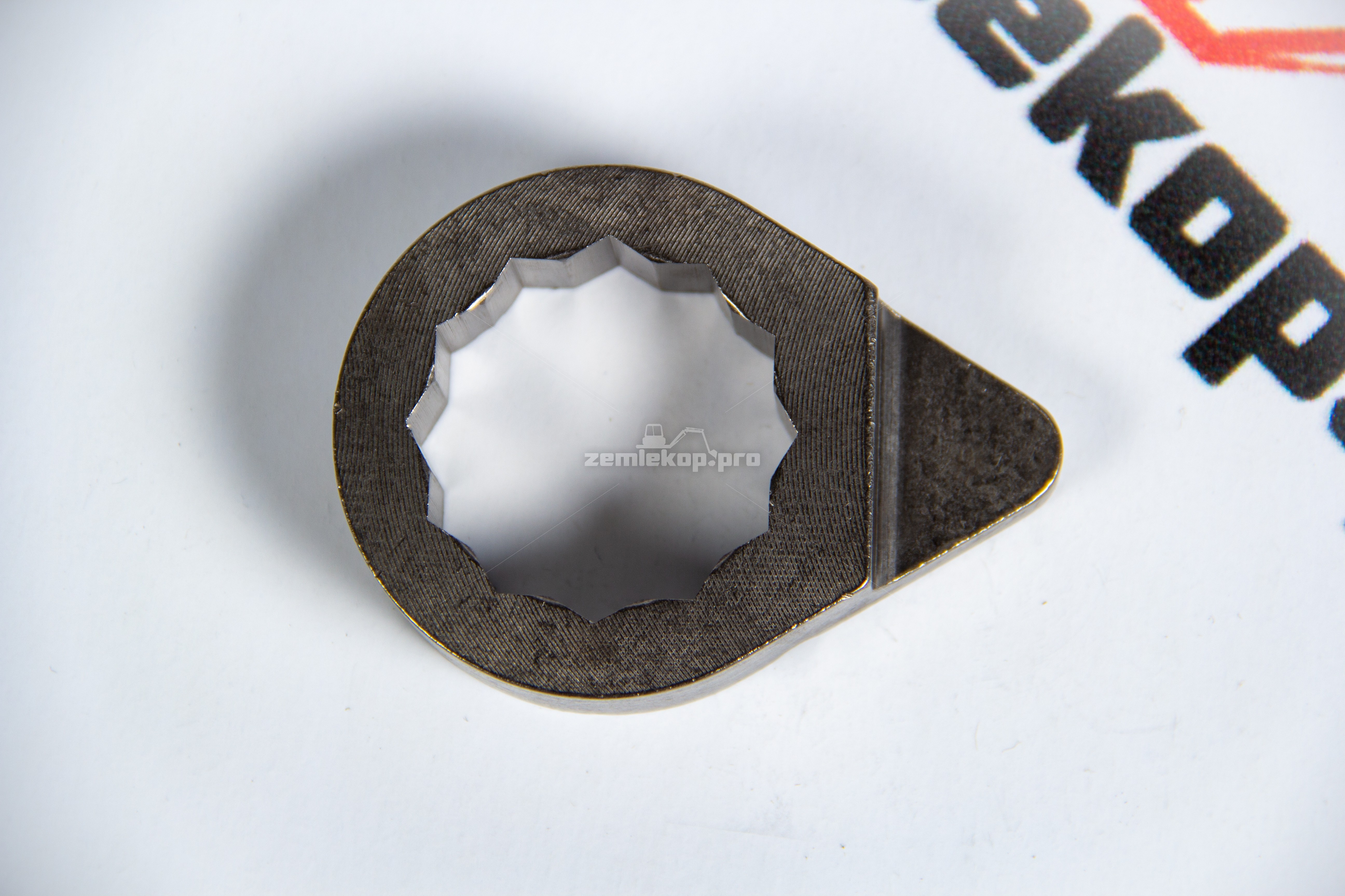 87753876 Стопор CNH 83949811