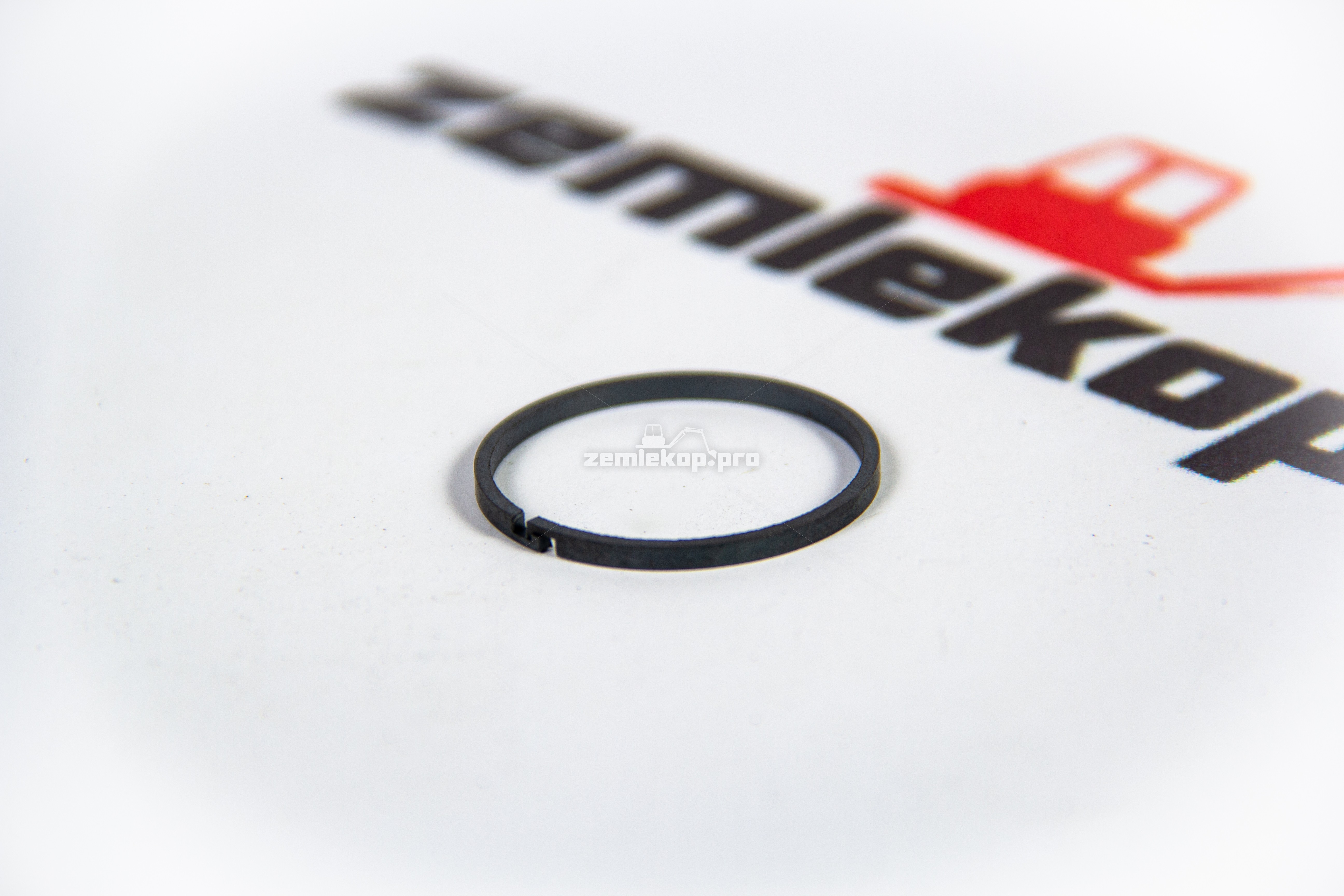 0734401296 Кольцо ZF