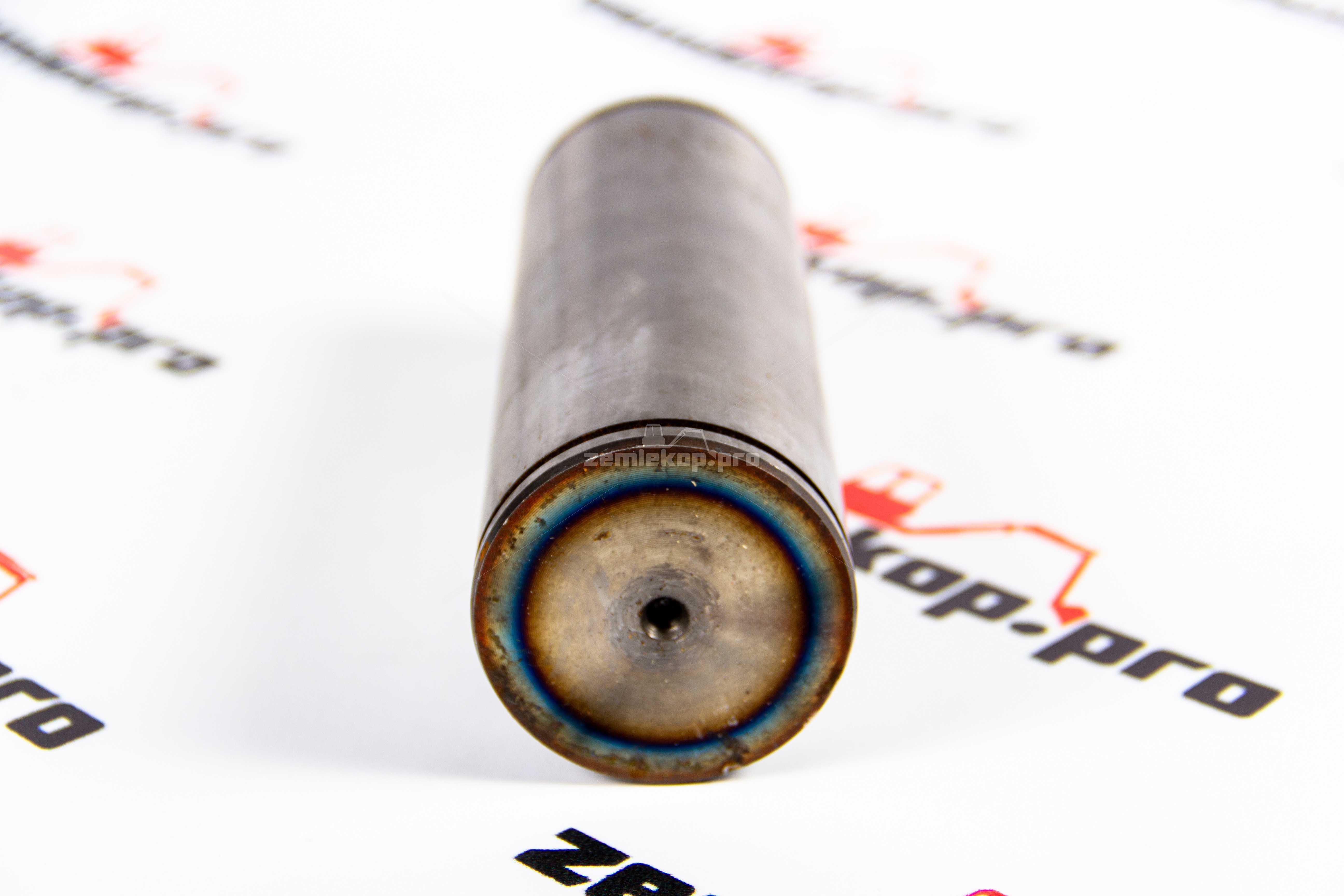 42N-70-11210 Палец крепления штока г/ц подъема к погрузочной рукояти KOMATSU