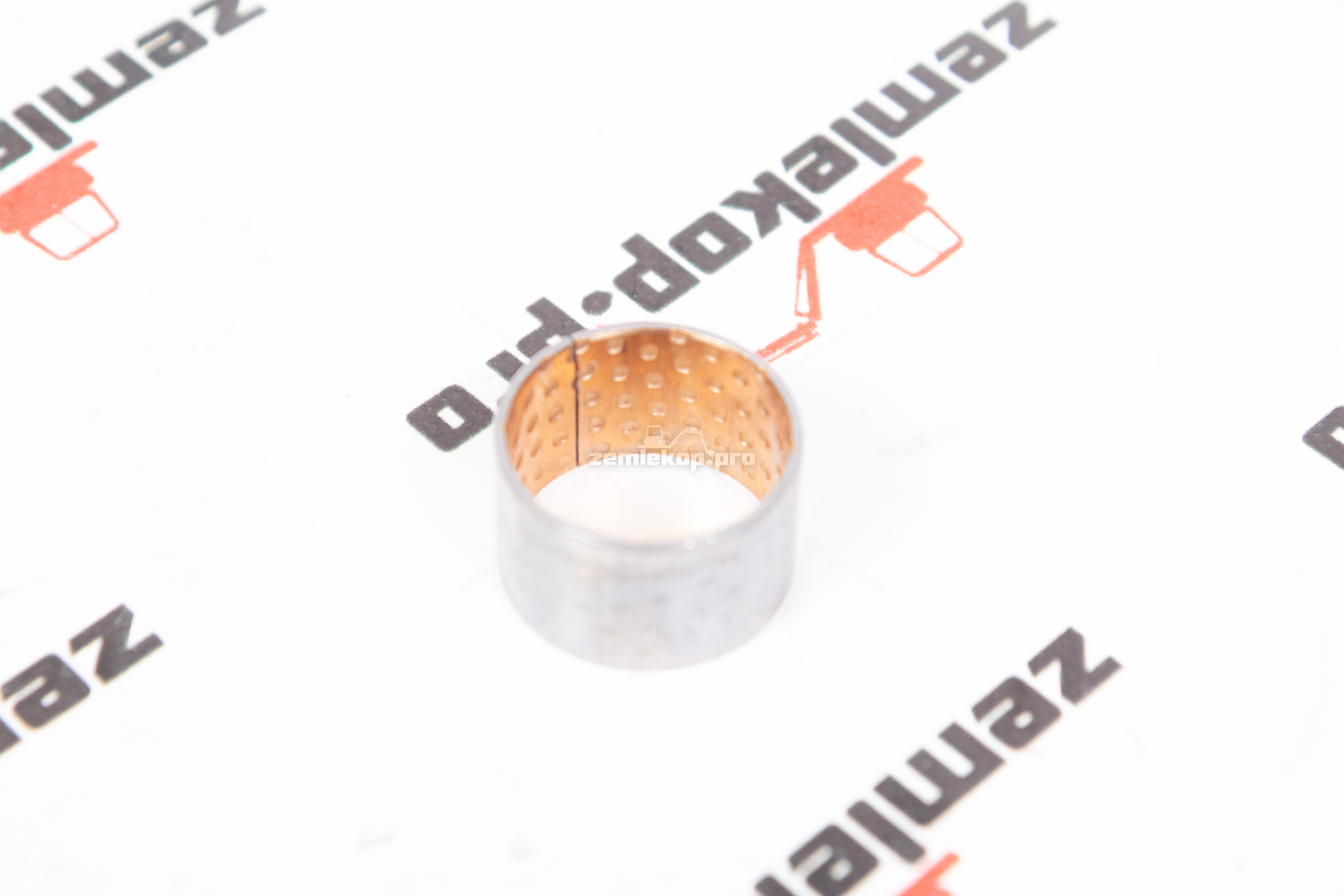 730.06.123.01 Втулка DANA