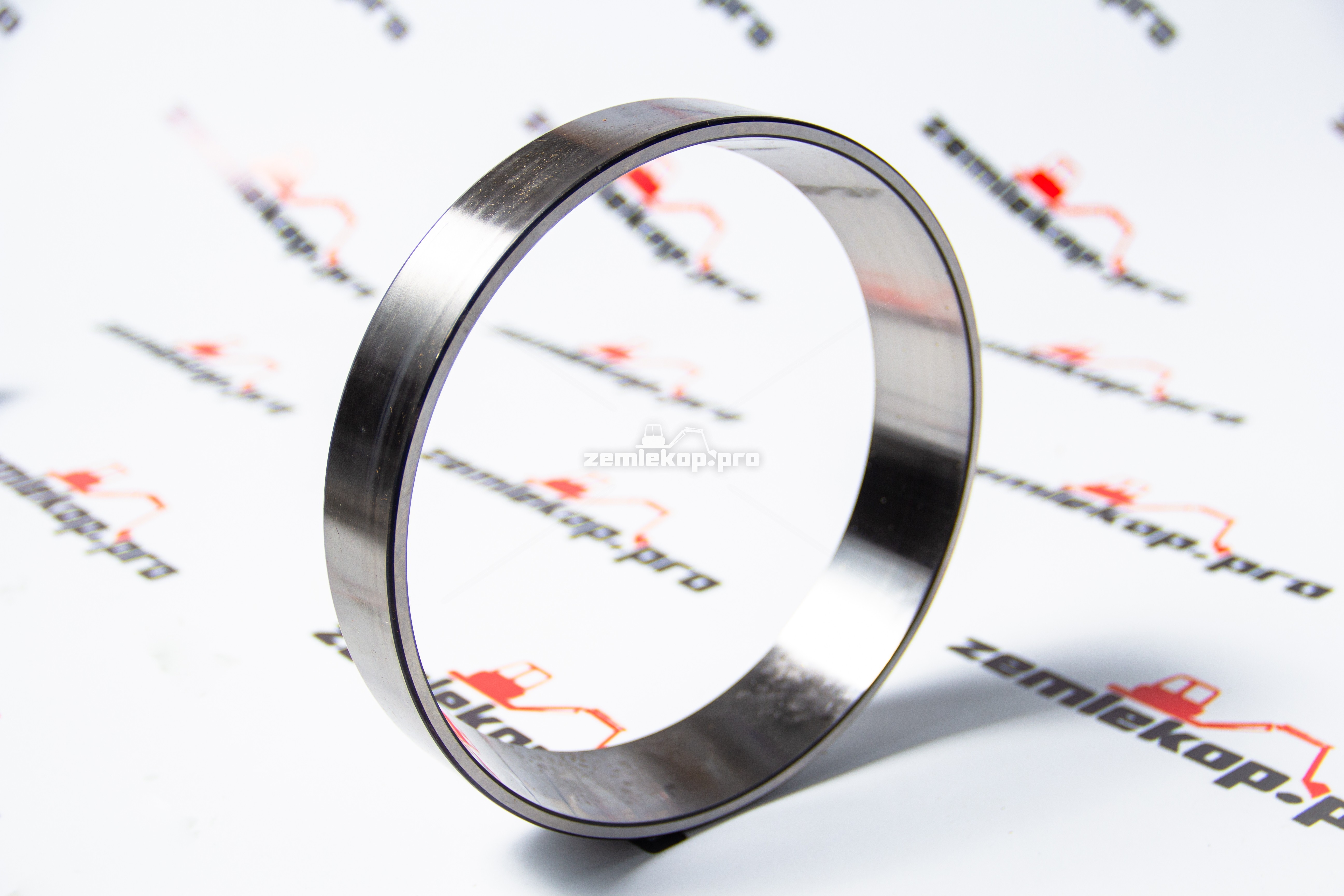 2109822 	Крышка DANA