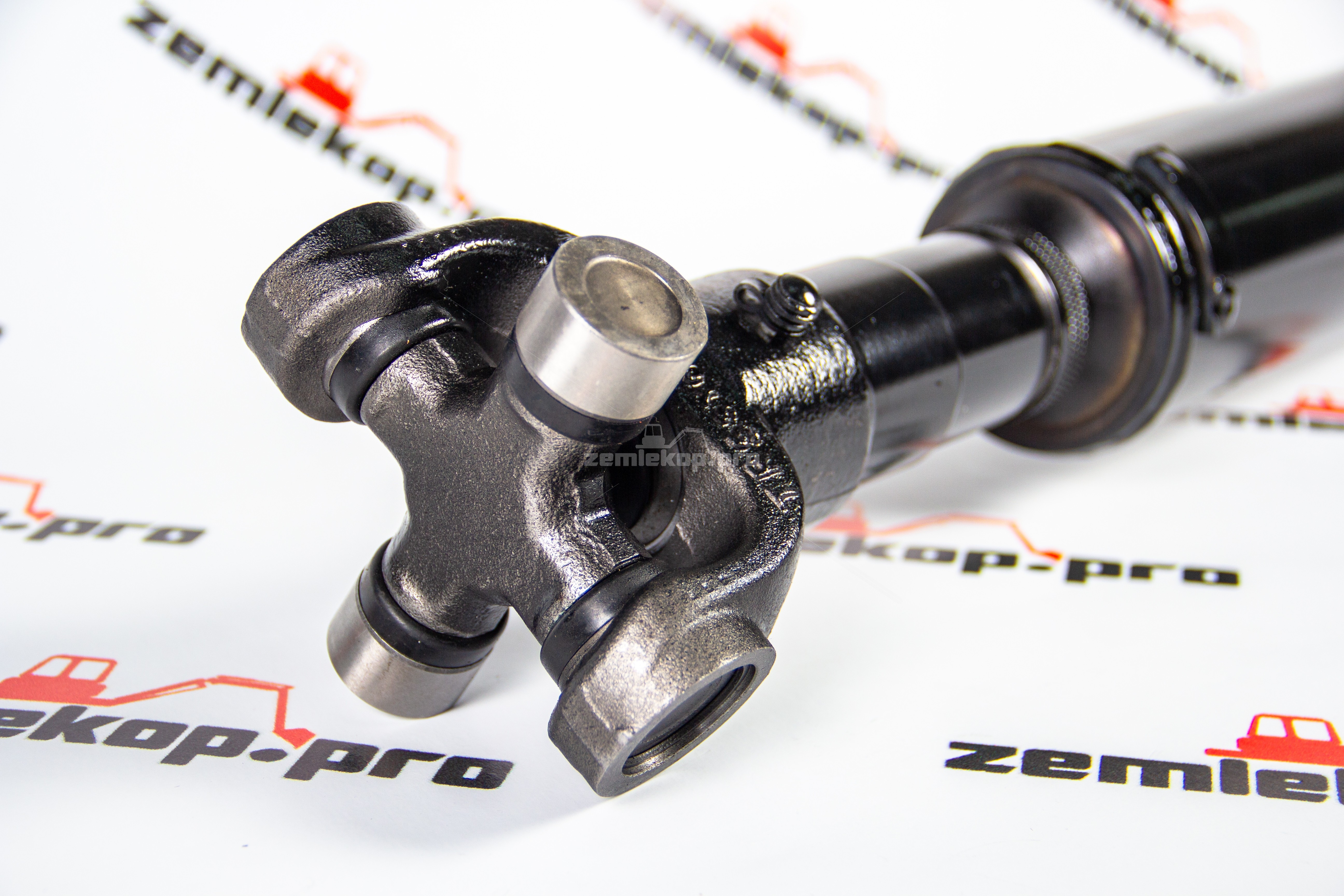 DAS120-6001 Карданный вал D-12011-00, 42N-20-11400, 42N-20-11410, 42N-20-11412 (WB93S-5)