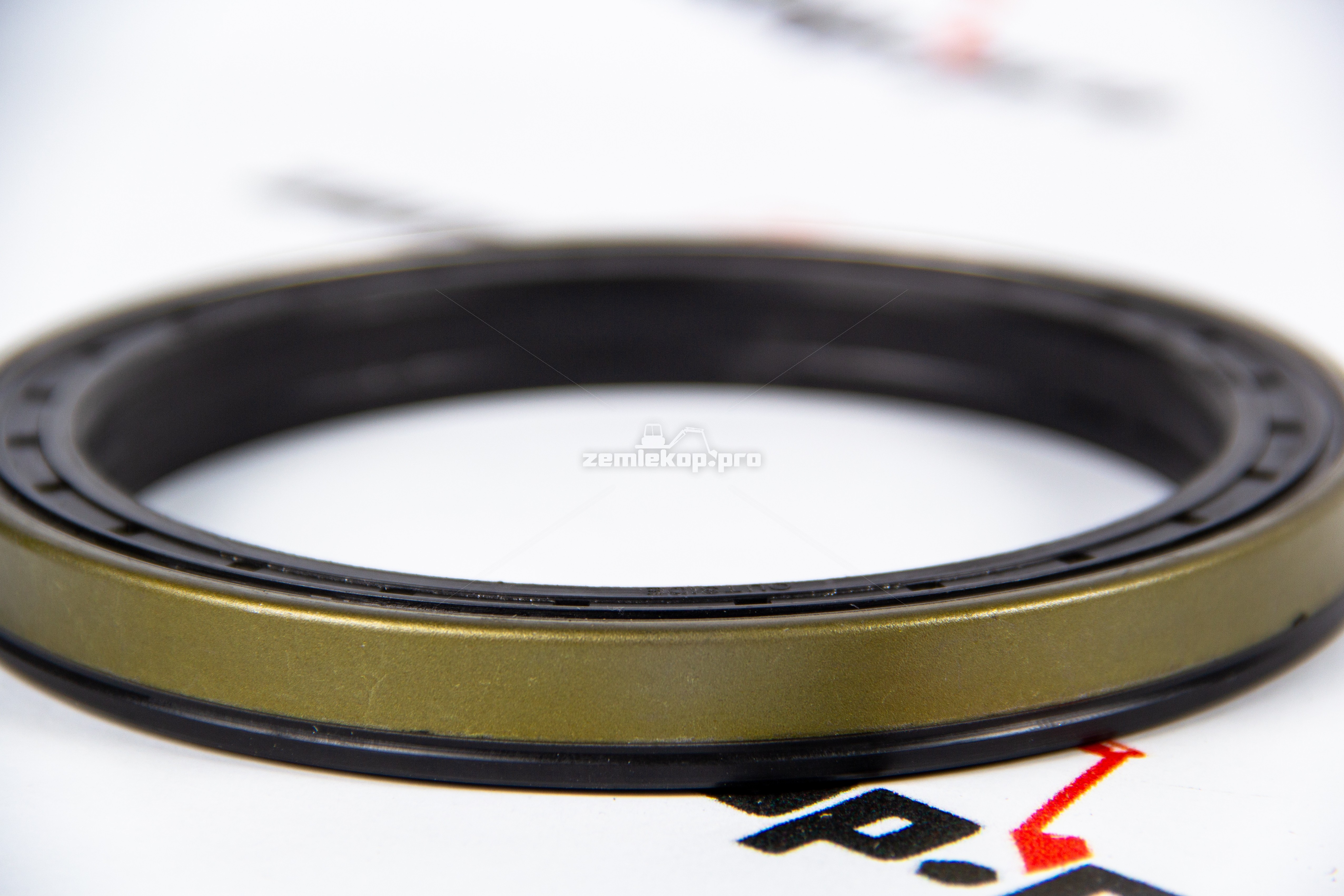 ZTAM-00434 Сальник 001.21.1393, ZTAM-00775