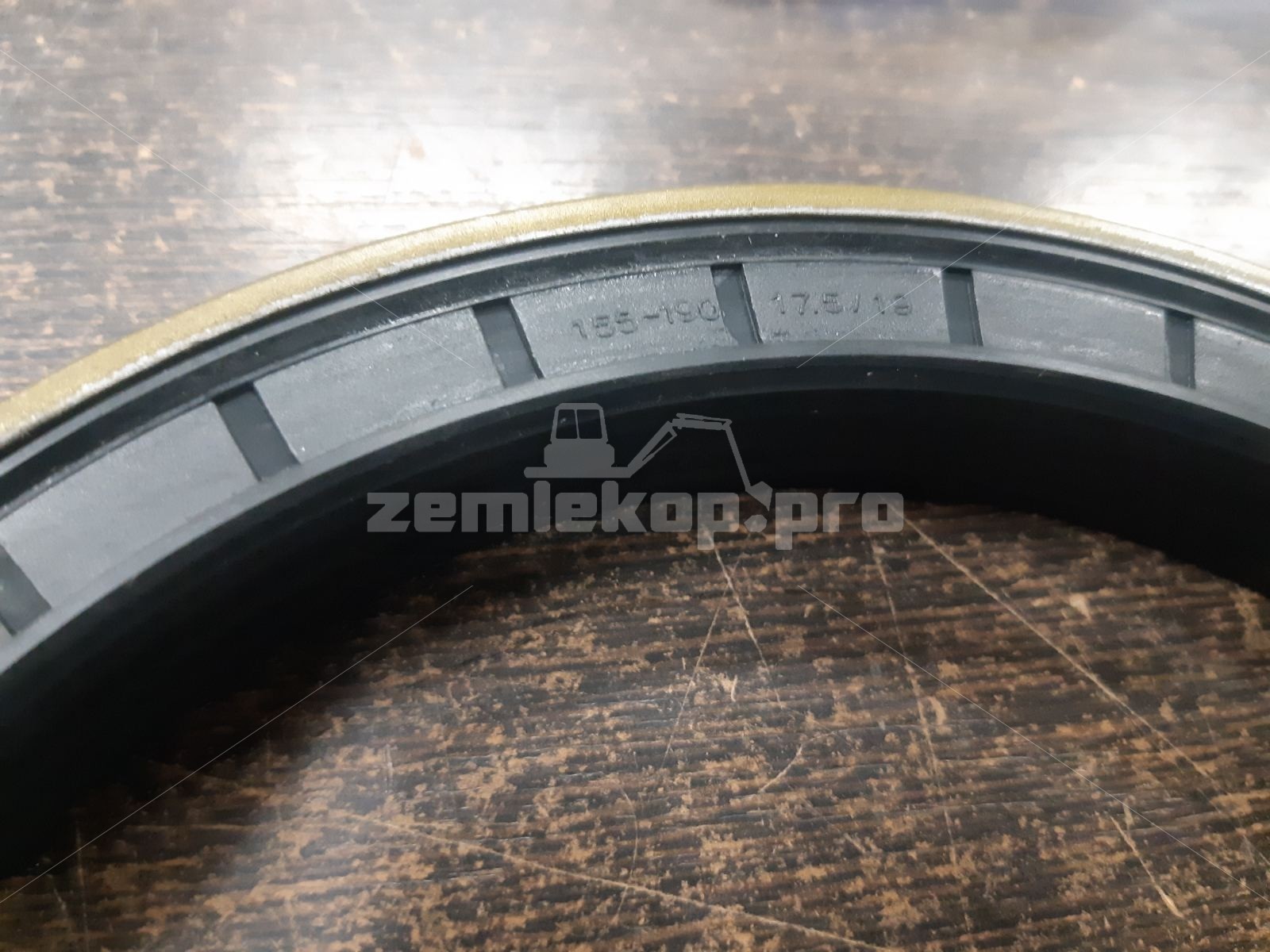 6912706^ Сальник F 123.06.016.01, 7283056, 6912706, ZTAM-00191, 717507, 001.25.1544,  57010175, ZTAM-00935