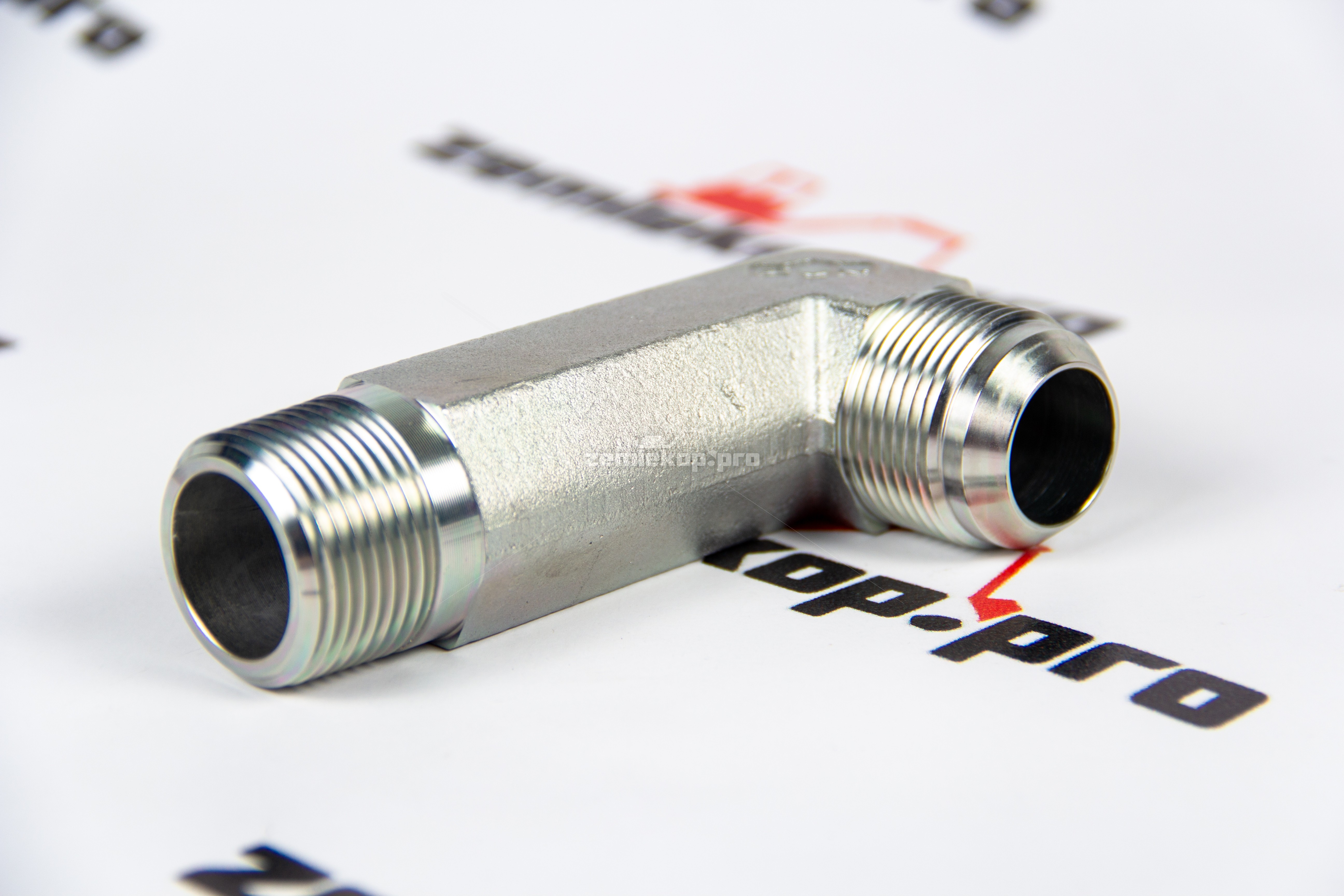 4212162 Угол DANA