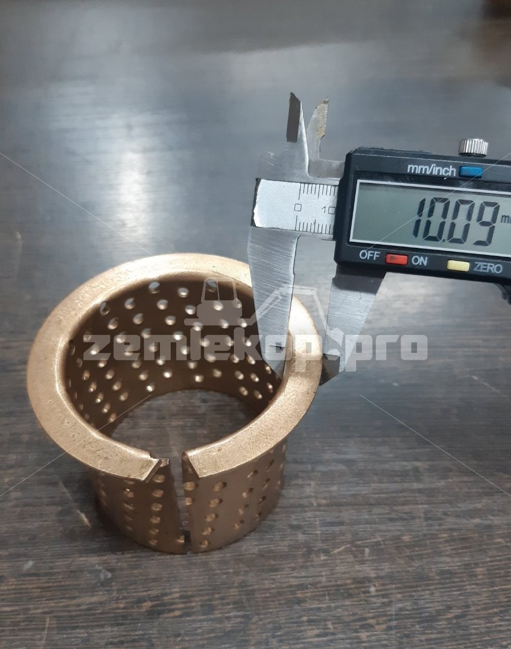 600903^ Втулка DANA 212.01.011.01