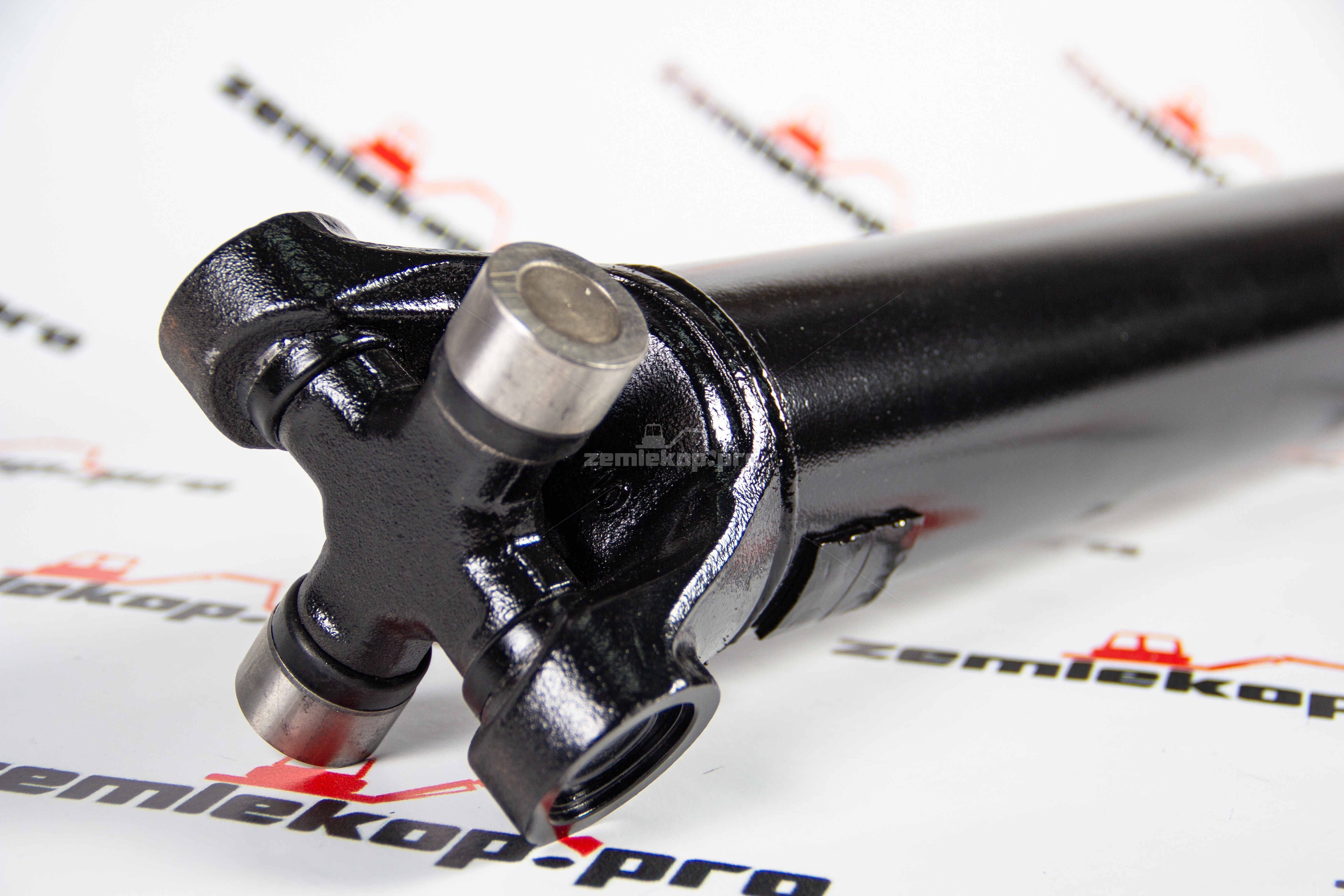 DAS160-7601 Карданный вал 84120462