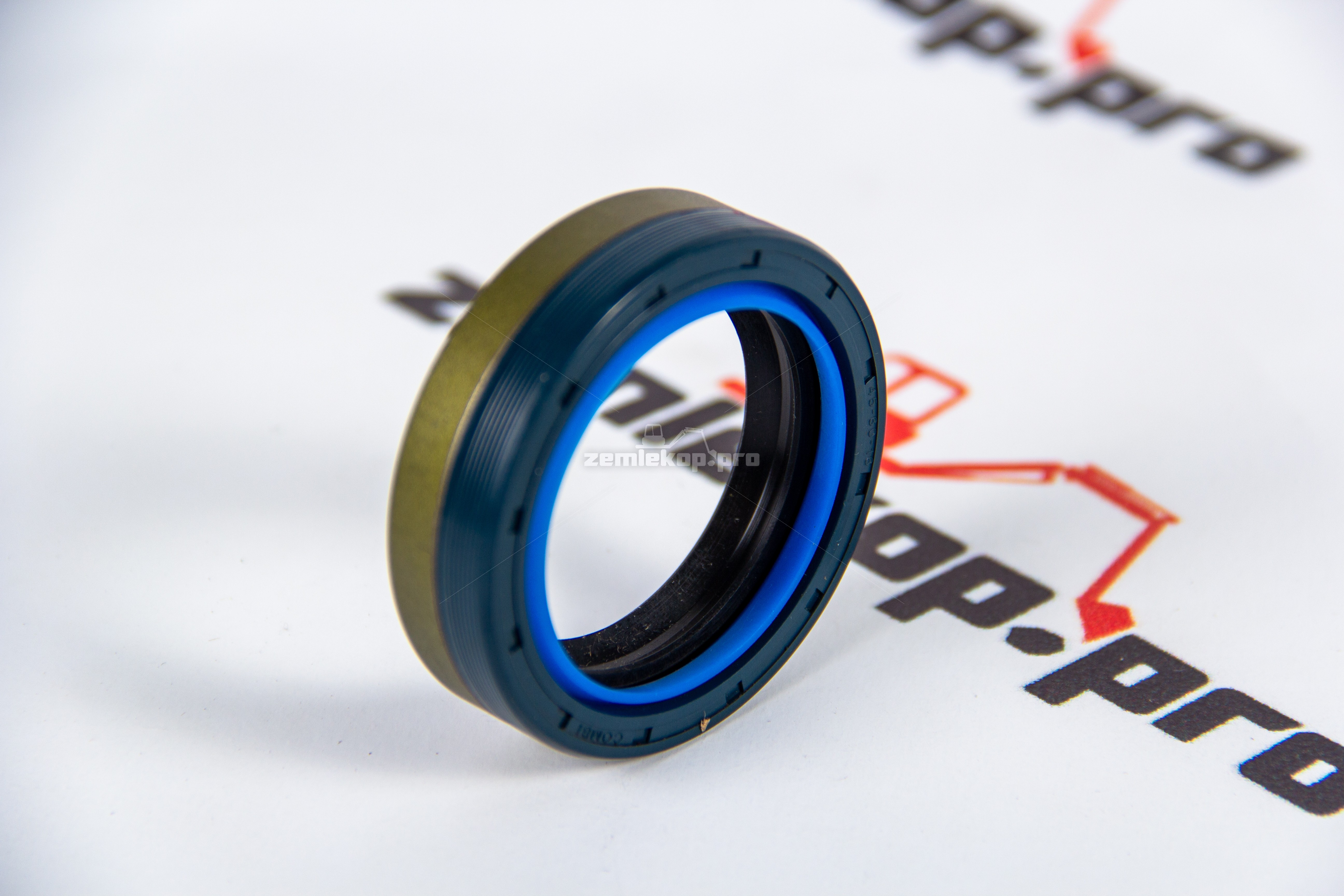 ZTAM-01047 Сальник 641735, 211.06.020.01, 703077 