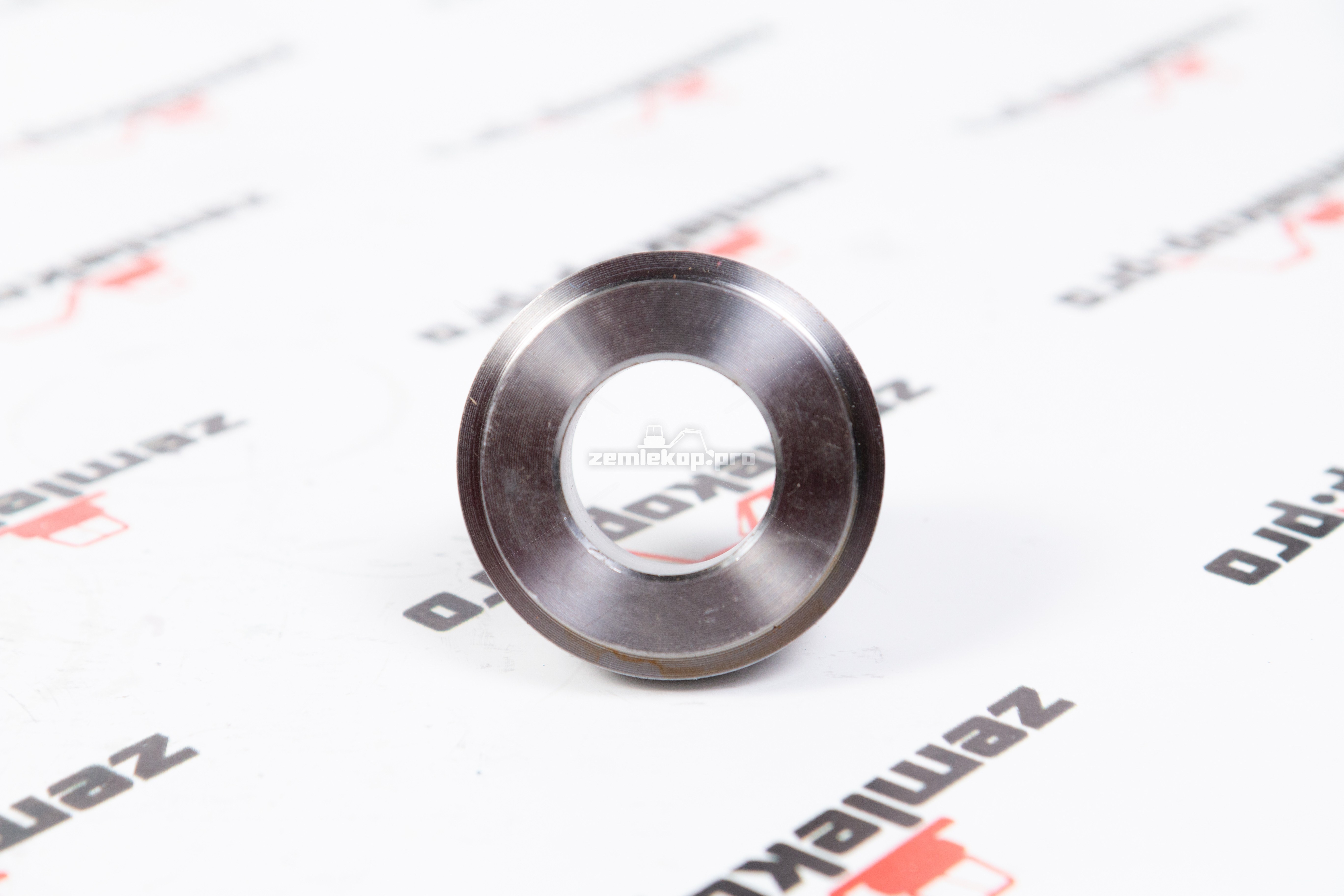 4208824 Втулка ГТР DANA