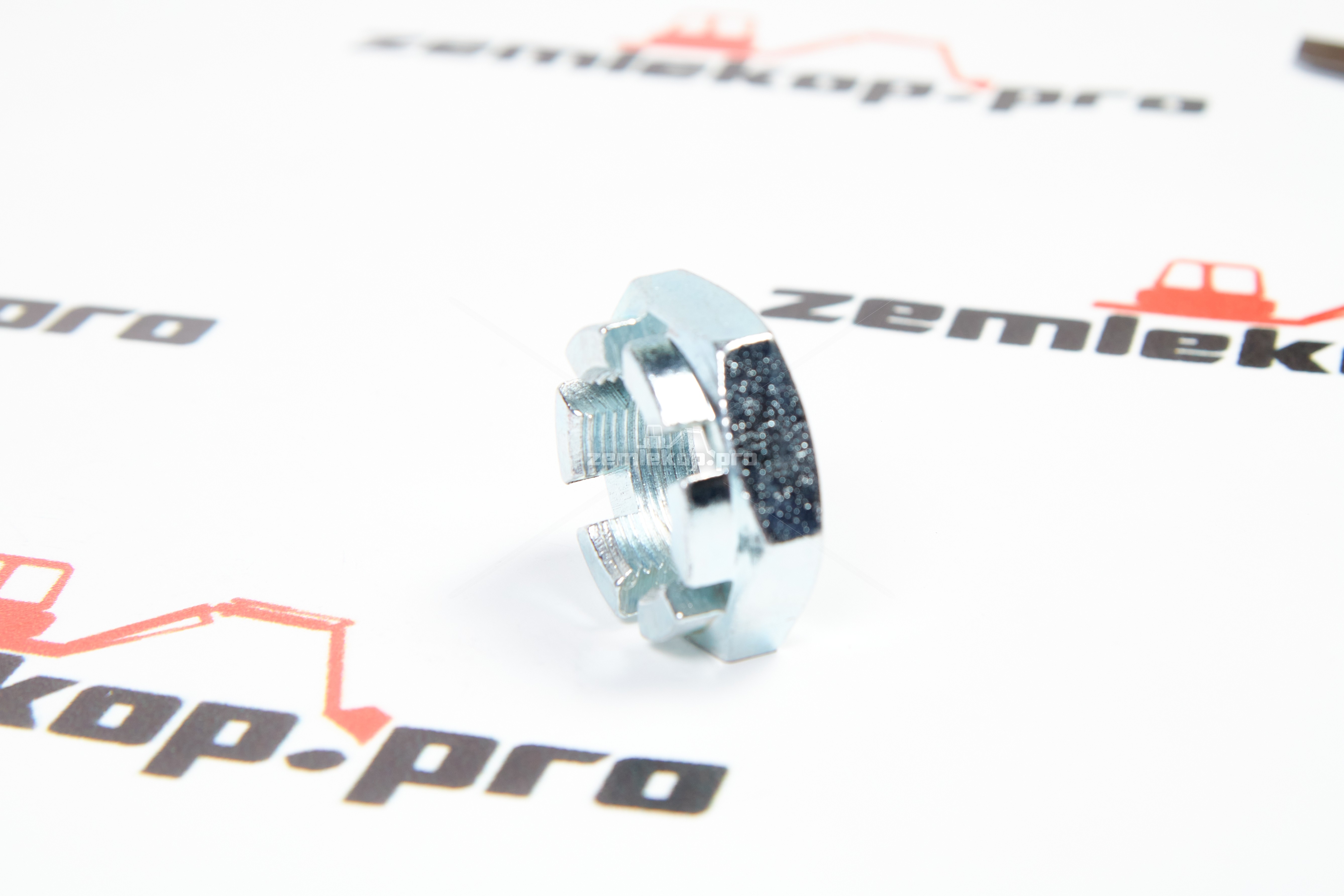 1.121-00022 Гайка 