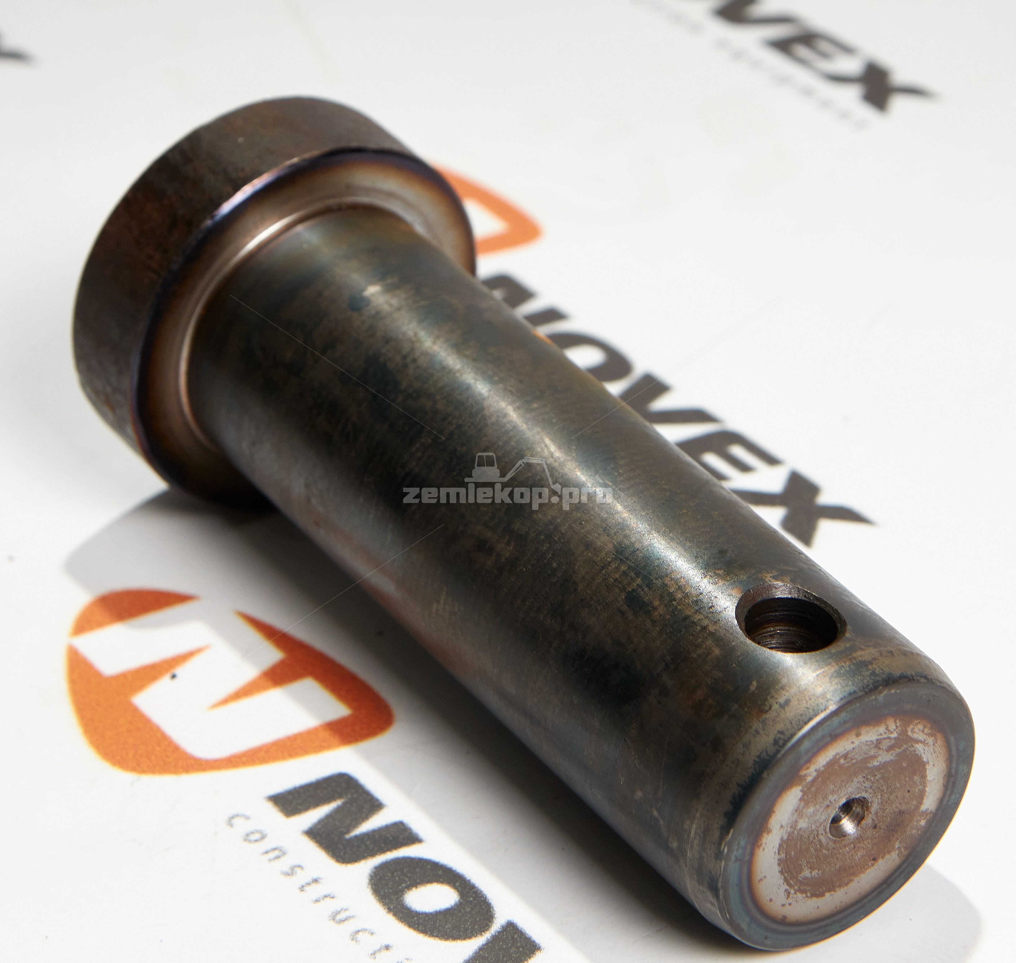 144-817-3161 Палец