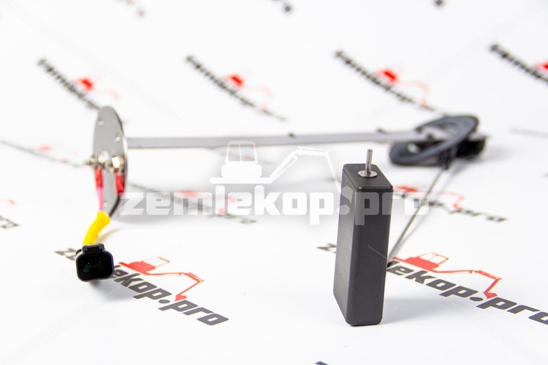 51606573 Датчик уровня топлива CNH 86985587