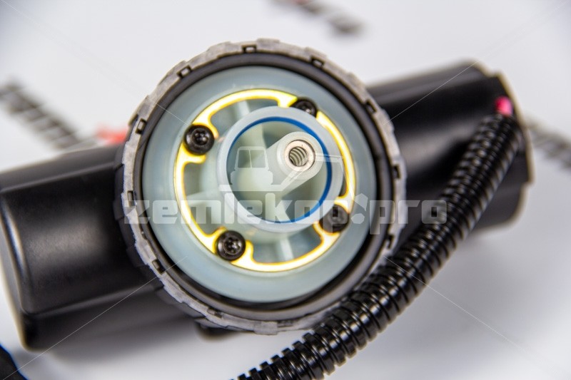 228-9129WO-F Насос подкачки топлива KMP без базы и без фильтра 228-9129 / 2289129 / 249-7669 / 2497669 / 349-1063 / 3491063