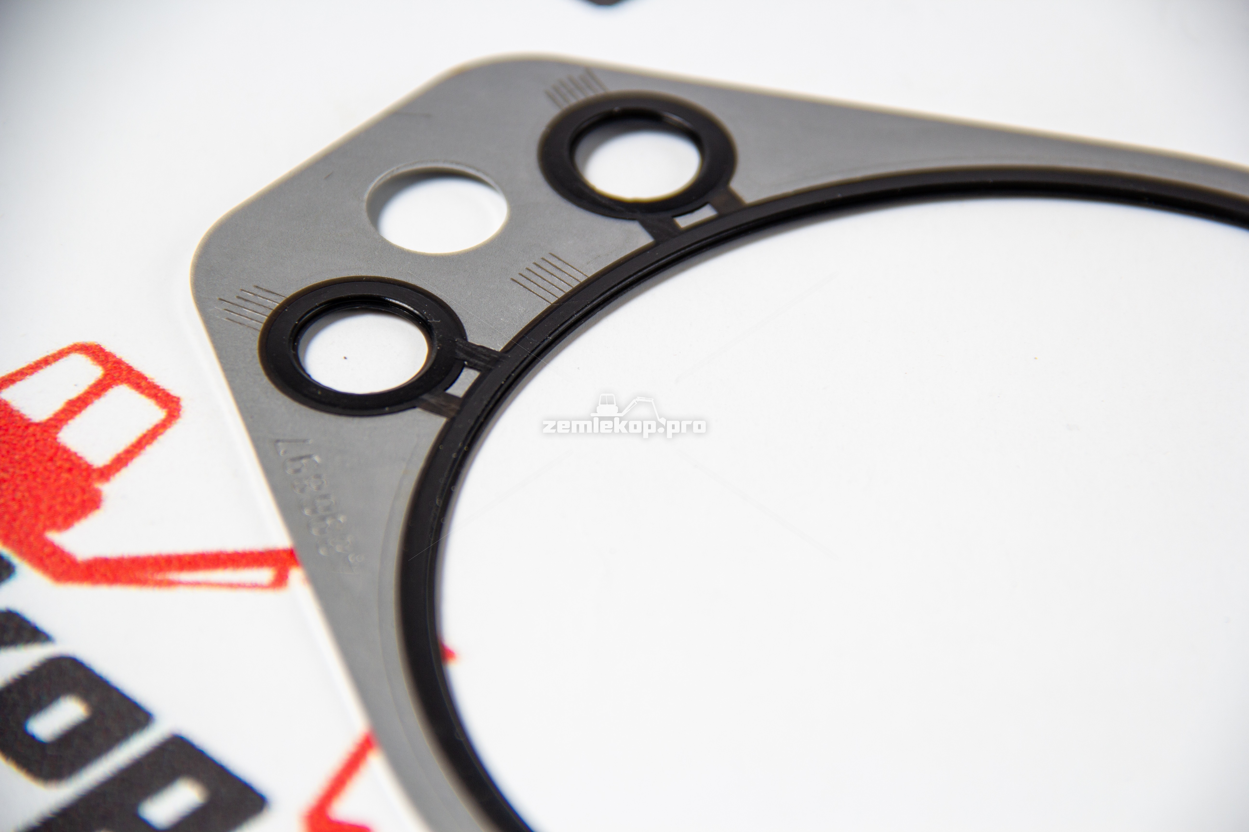 4896897 Прокладка KMP 6901431