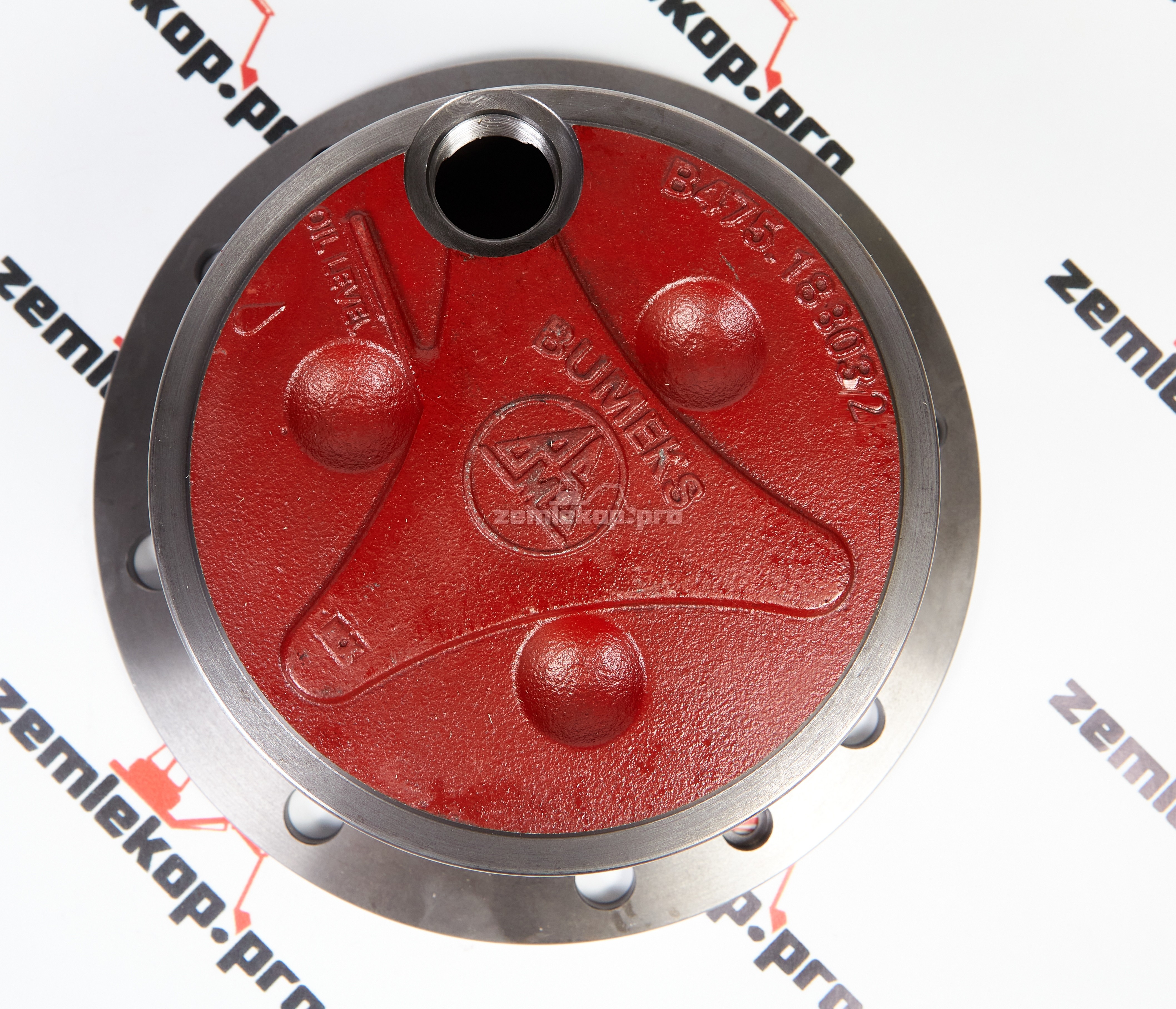 4475305113 Крышка бортовой ZF