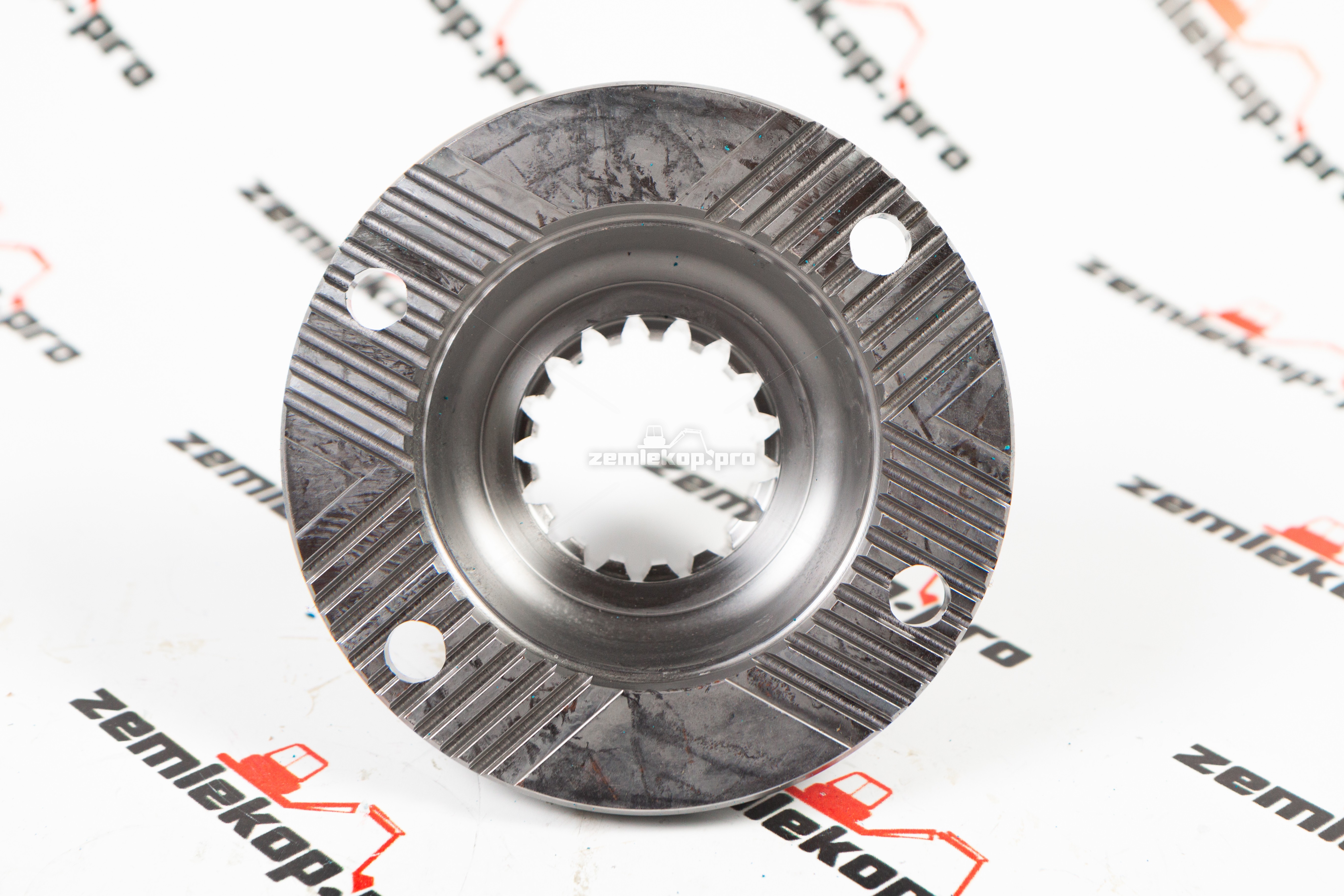 10053357 Фланец КПП DANA