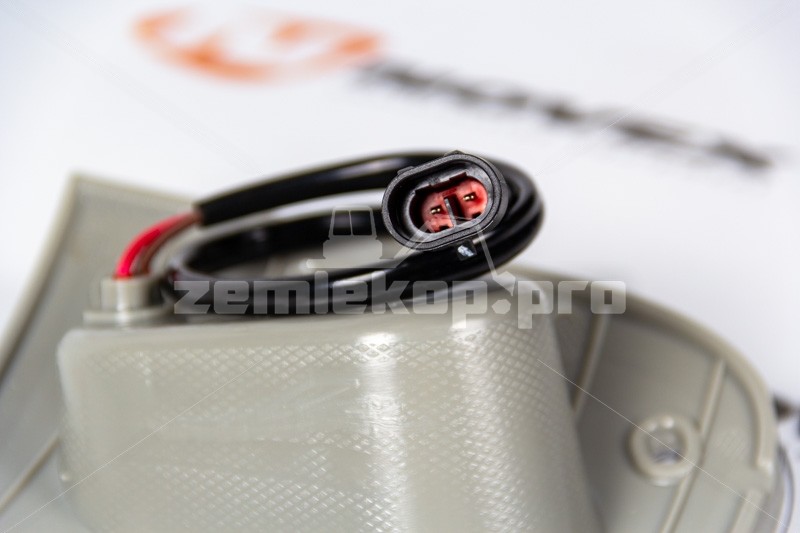 812W25260-6002 SITRAK Фонарь габаритный правый передний 