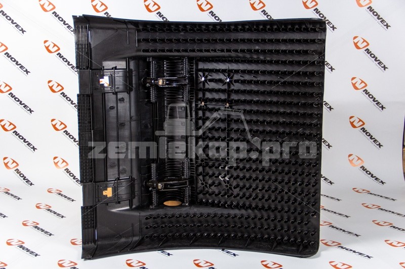 WG9925955056 SITRAK Подкрылок с брызговиком (крышка заднего крыла заднего моста)