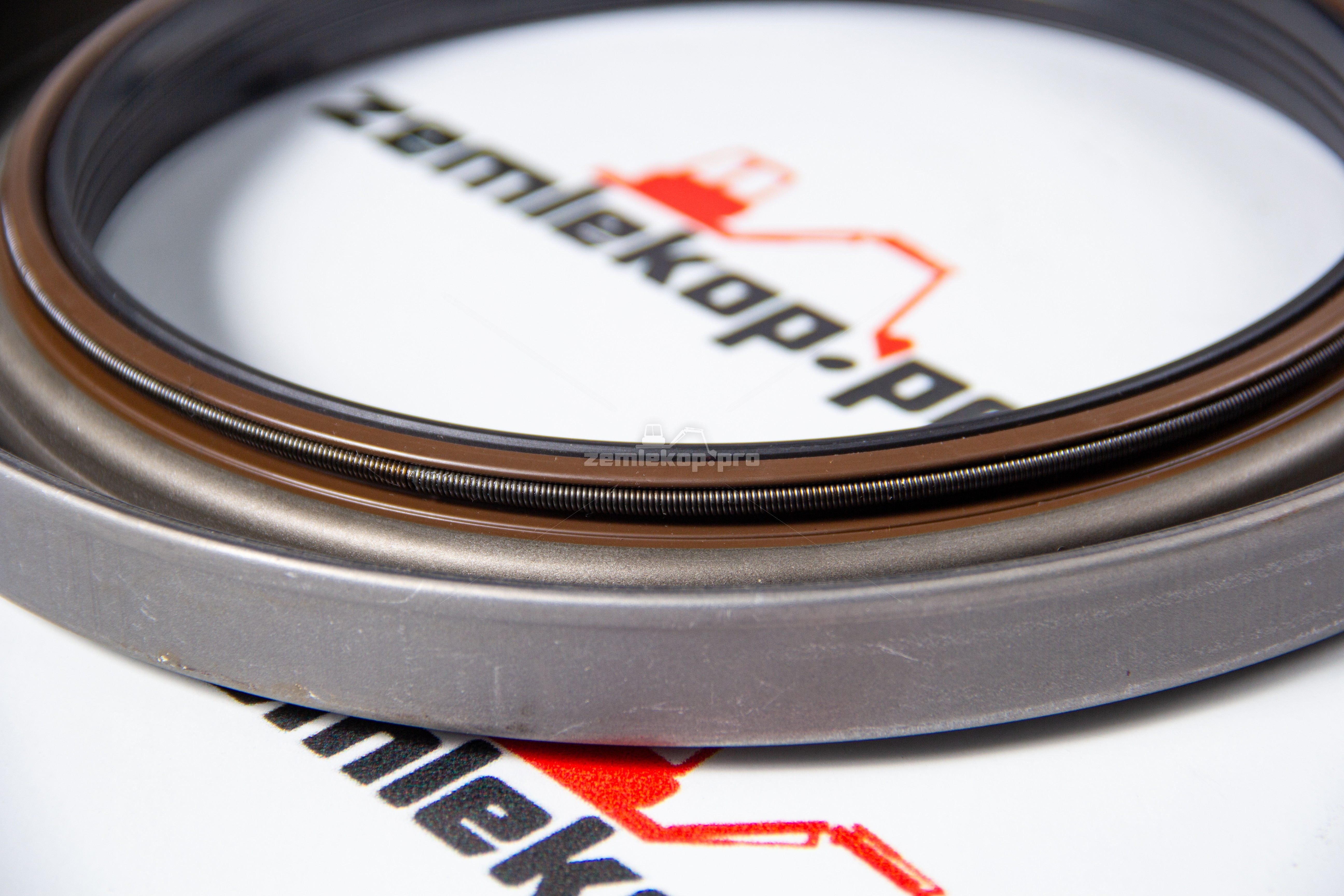 2114119N Сальник DANA 