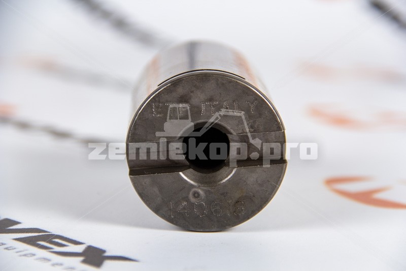 195-15-12520-ETP Вал