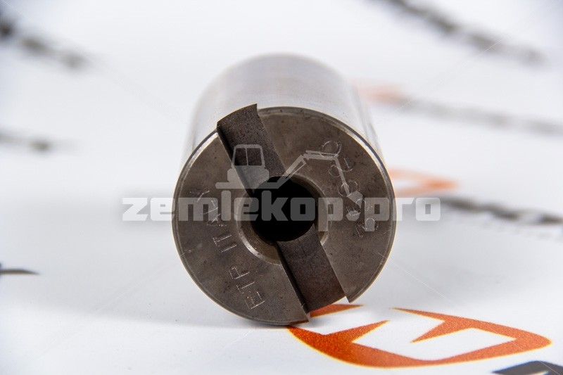 195-15-12522-ETP Вал