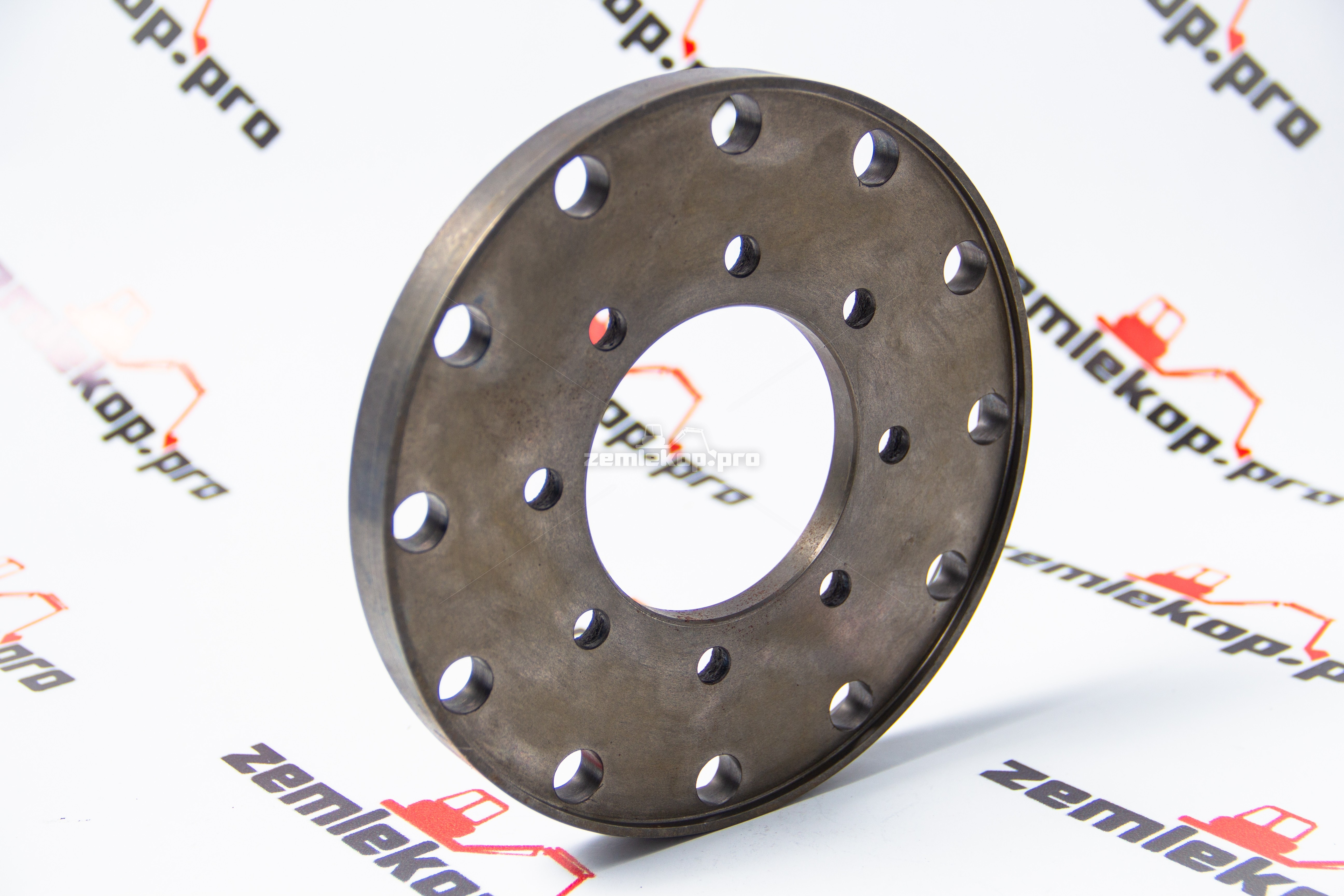 970.04.006.04 Фланец DANA 970.04.006.03