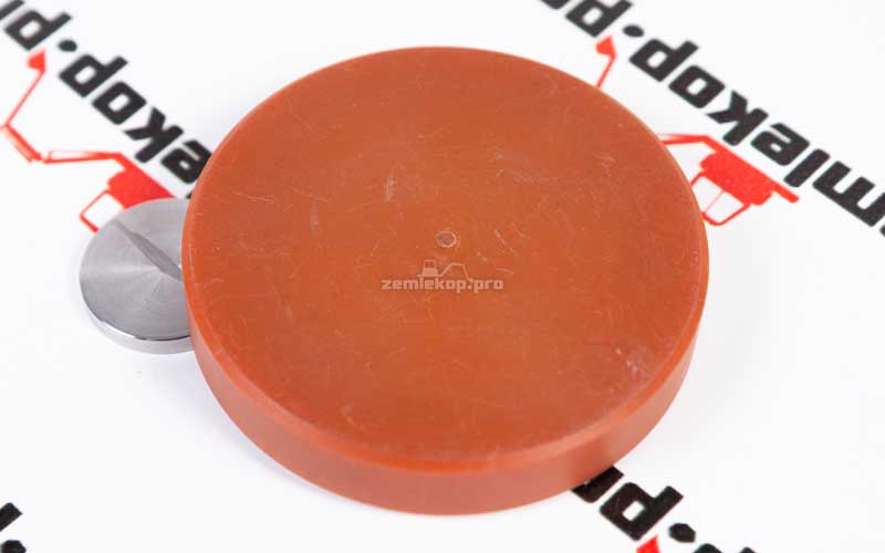 6114723M1 Накладка круглая Terex