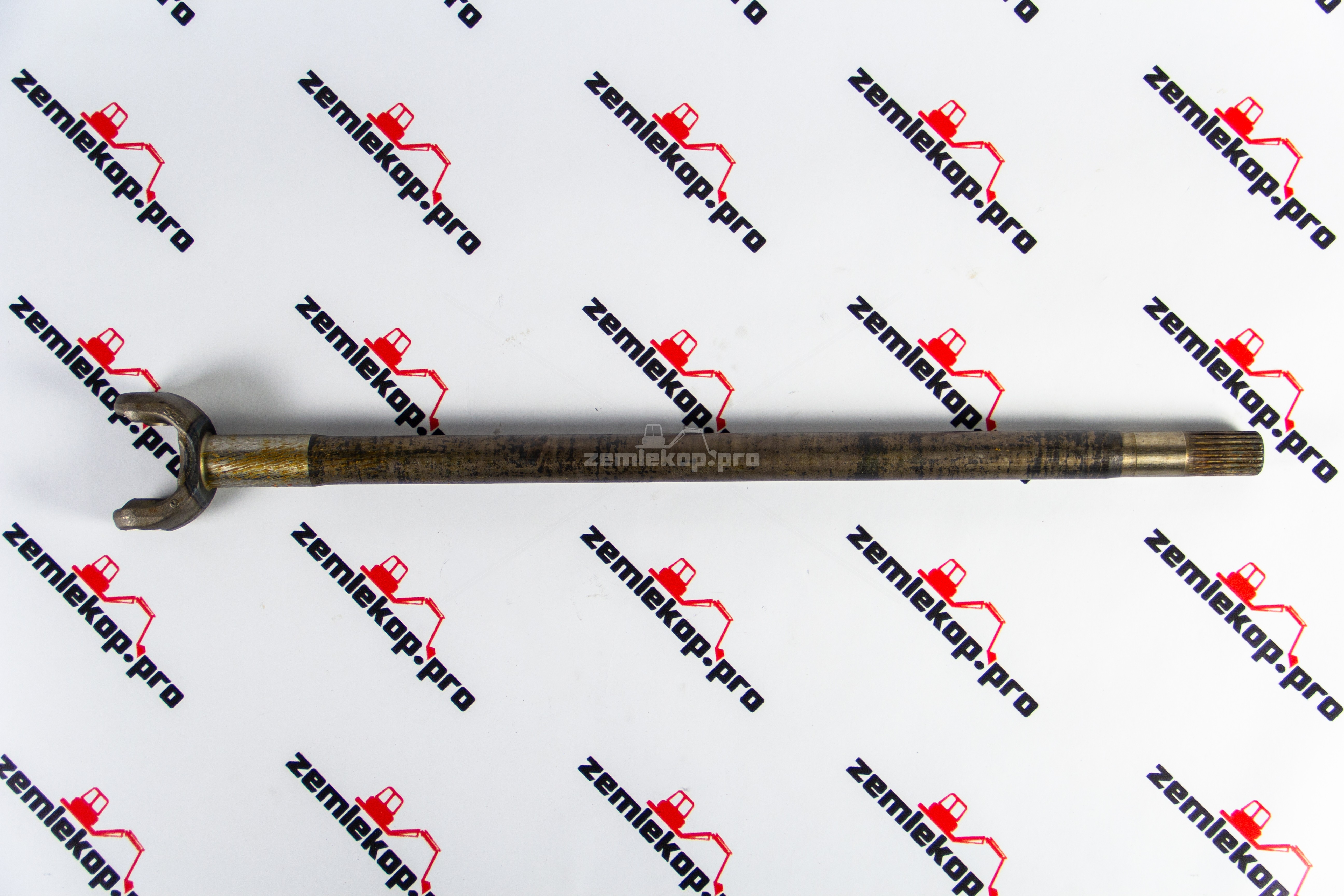 48727 Полуось длин.