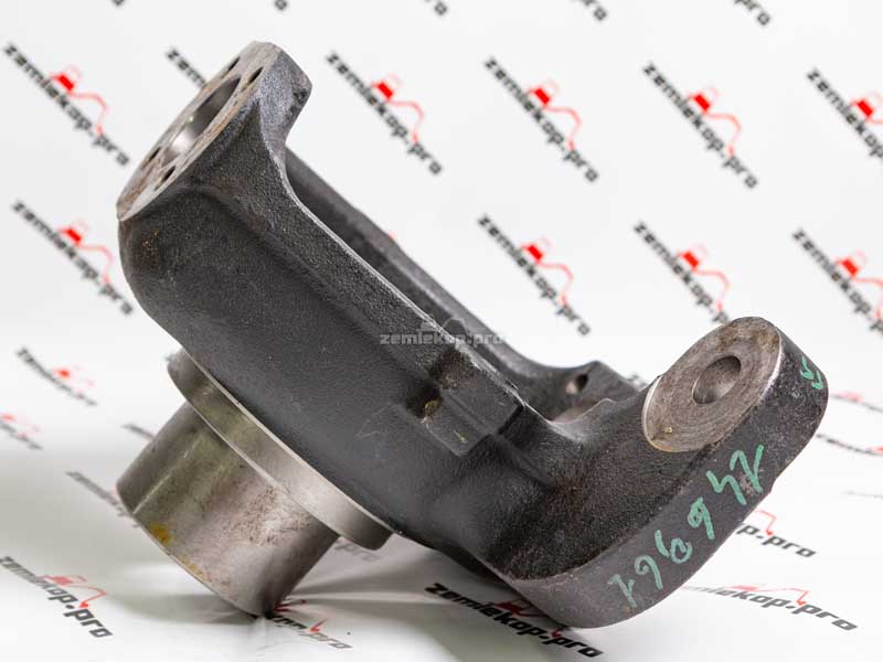 146961 Кулак поворотный