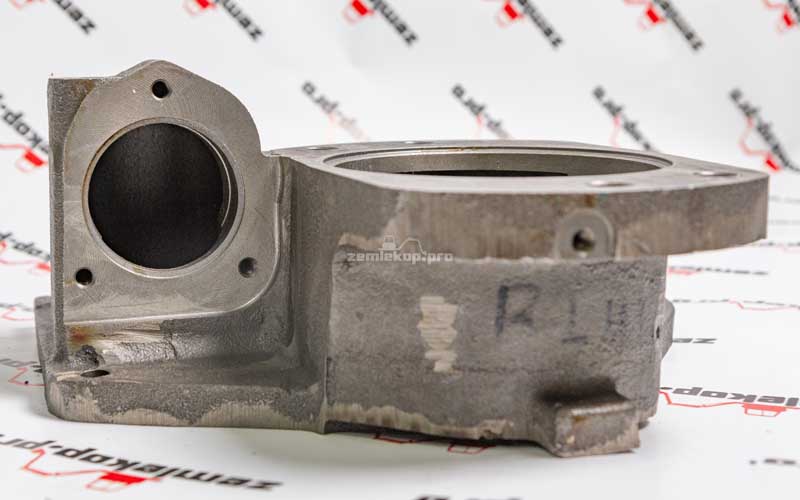 148775 Крышка КПП