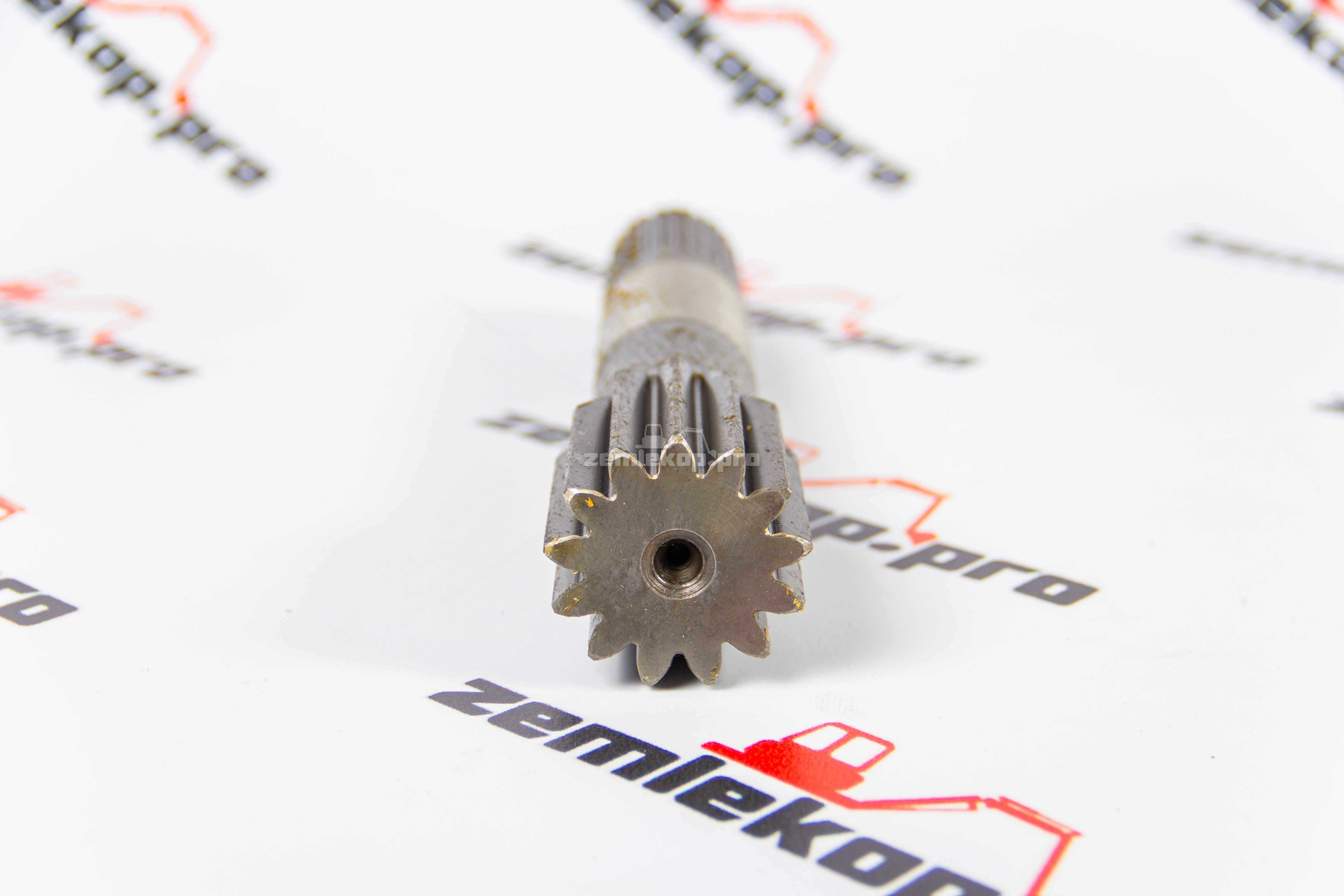 137130 Полуось