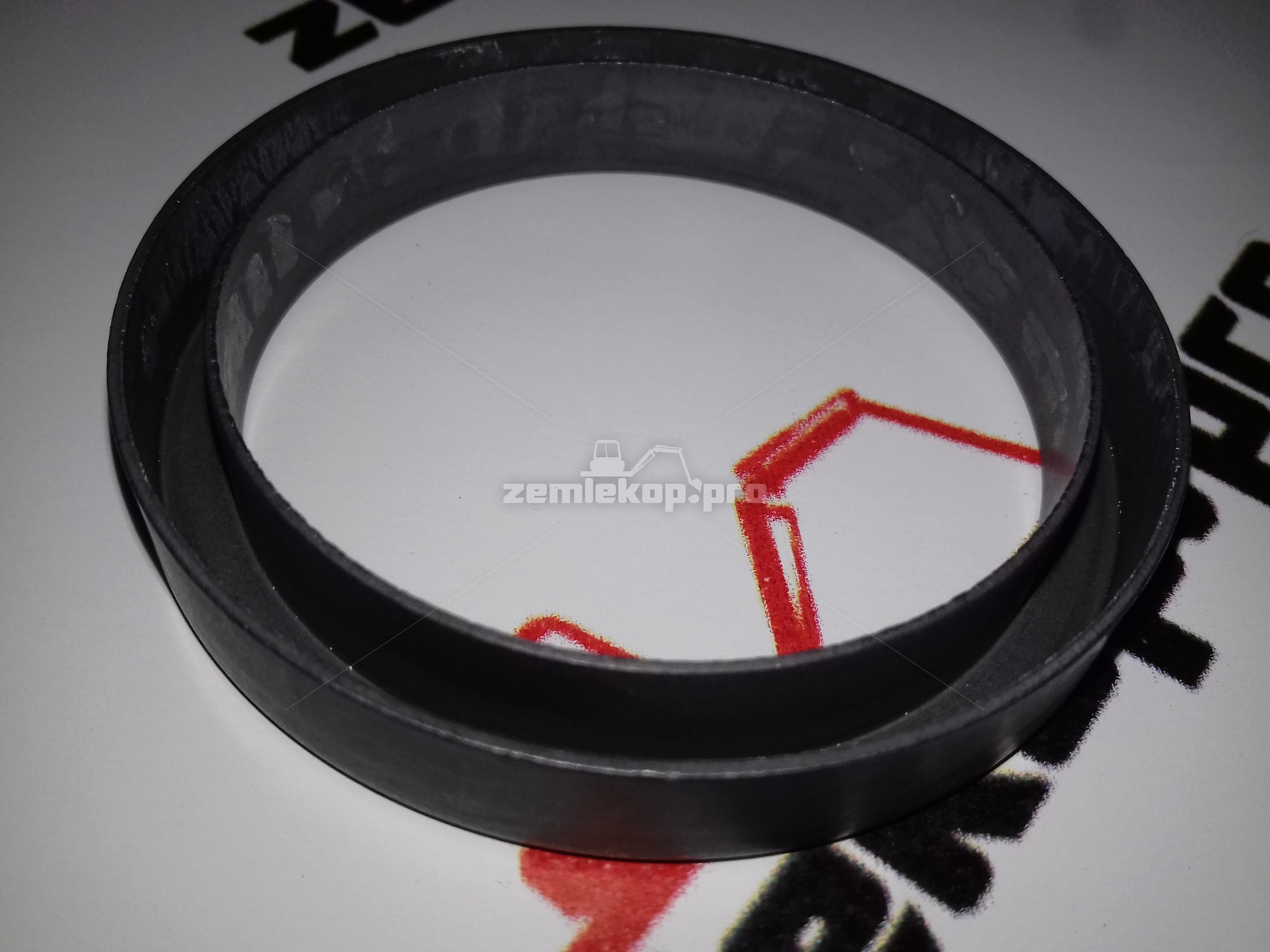 831087 Комплект (сальник + метал.крышка)