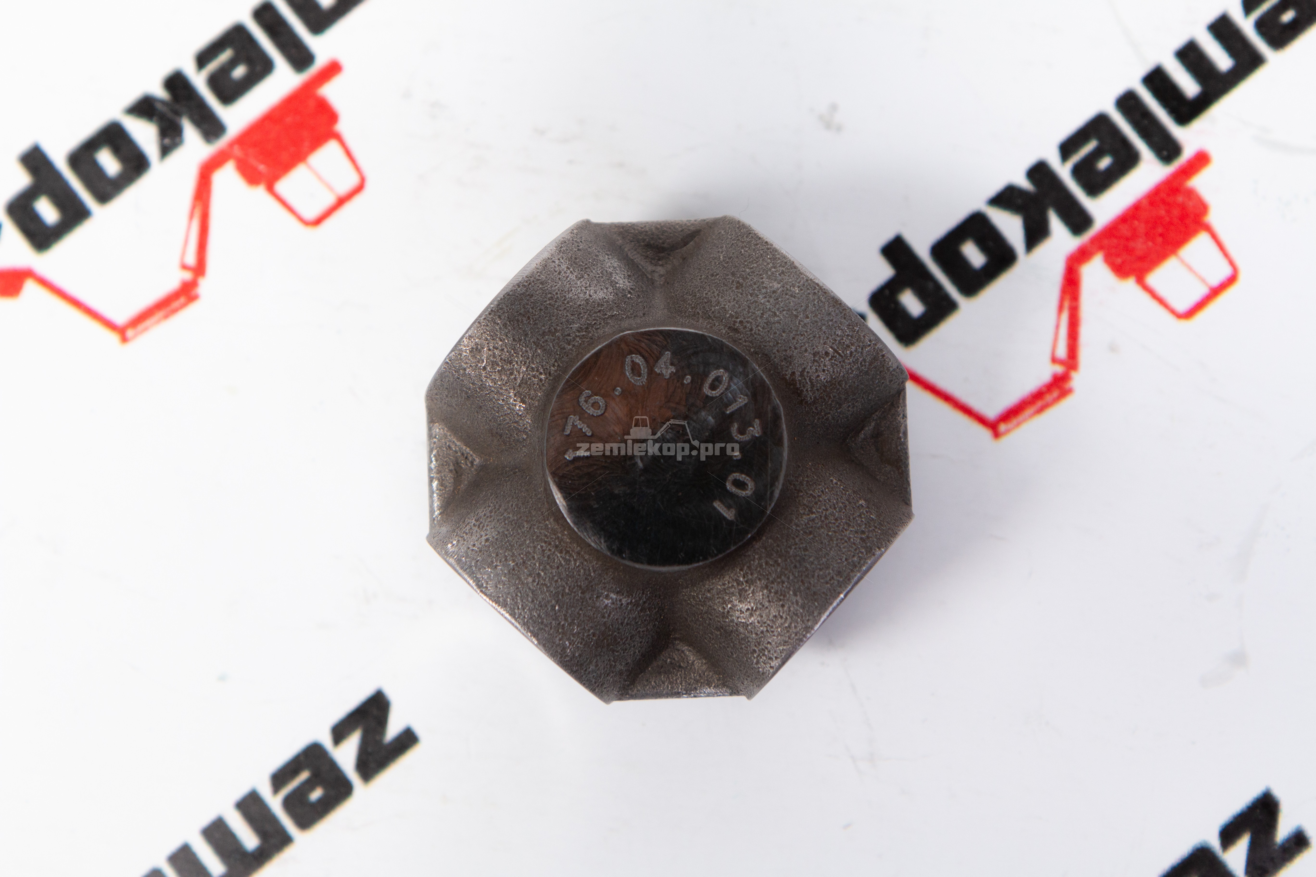 176.04.013.01 Муфта (корпус крестовины) DANA