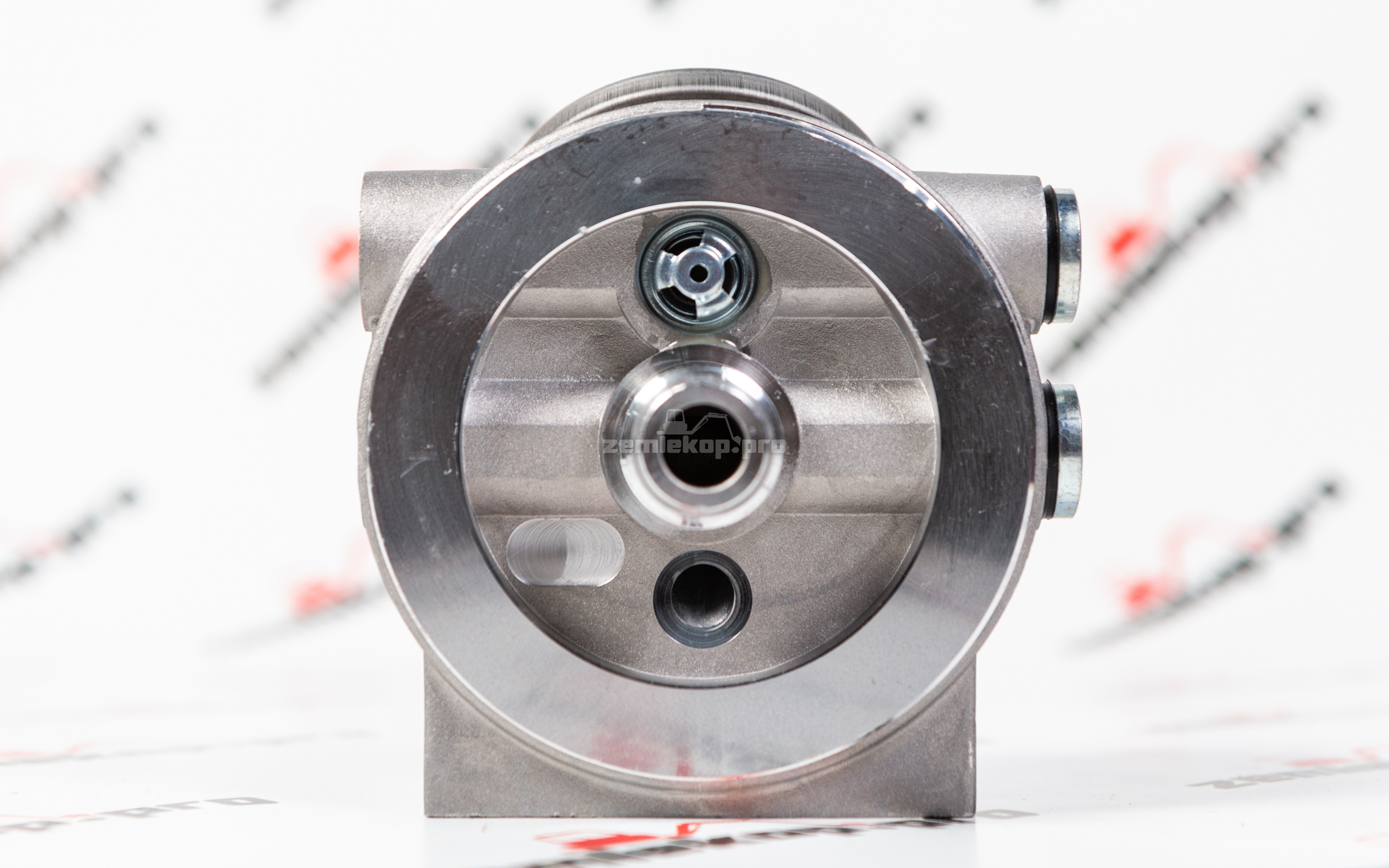 11713138 Помпа VOLVO (ручной подкачки топлива без подогрева) VOE11713138